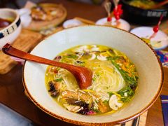 -芸南道·过桥米线(昆明老街旗舰店)