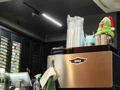 -CowCow其其·牛杂咖啡公司(六运店)