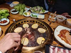 -小花花炭火烤肉·十五年延吉风味(左家庄店)