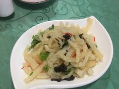 香菜拌猪皮-黄家老店·非遗灌汤包(晋安路店)