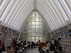 -钟书阁(松江泰晤士小镇店)