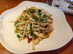 -魏铭鱼头捞饭(晋阳路店)