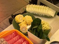 -润园四季椰子鸡火锅(卓越INTOWN店)