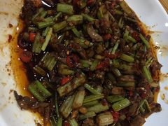 -老三样·美食研究中心(世贸路店)