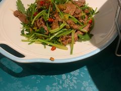 -呷湘厨·鱼汤捞饭·剁椒鱼头·辣椒炒肉(国家会展中心店)
