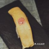 咬一口的寿司幸福