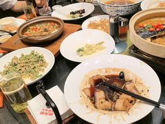 -新天明砂锅鱼头煲