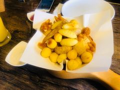 -HIGH FIVE哈福手工汉堡(桂林路店)