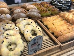 -焙丽拾光(麦凯乐直营店)