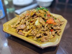 -朗妈私房菜(婺女州店)