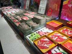 -四囍码头海鲜烧烤自助火锅(外滩南京东路悦荟广场店)