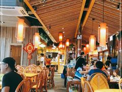 -野山舂·贵州现舂酸汤火锅(鸿通城店)