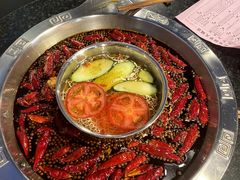 -洞亭火锅(防空洞总店)