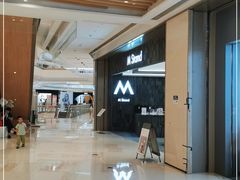-M Stand(杭州萧山万象汇店)