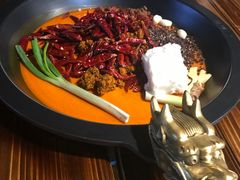 -黄潇洒老火锅(九眼桥宏济巷店)