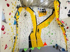 -问山MountQuest攀岩馆