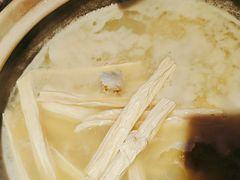 -捞围鲜·港式打边炉(海阳路店)