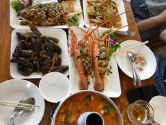 -两兄弟Song Pee Nong(2号店)