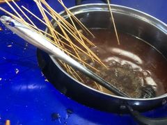 -马路边边串串香(苗栗路店)