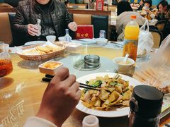 -黄泥岗·地道湖北菜(奥特莱斯店)