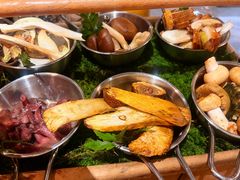 -一朵菌·野生菌探索家火锅(南亚店)