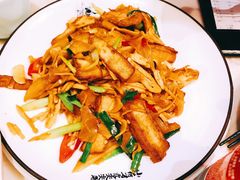 -韵秋荷(宝山龙湖天街店)