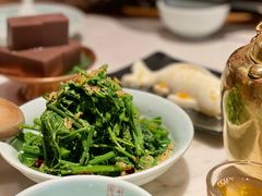 香酥虾皮丝瓜尖-小吊梨汤·北京菜·烤鸭(鸟巢店)