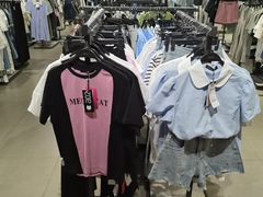 -唯品会(北京国瑞城店)