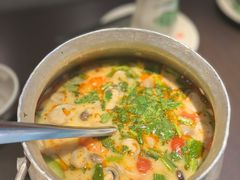 冬阴功-大头虾越式风味餐厅(光明广场店)