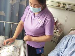 -秋歌护理·月嫂·育儿嫂(浦东医院店)