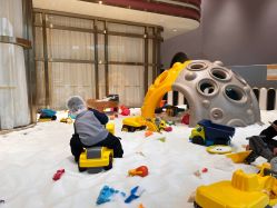 -奈尔宝·儿童乐园·亲子餐厅(鄞州万达店)