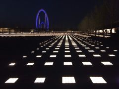 -南京眼步行桥