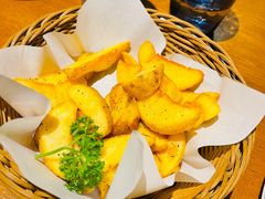 炸鱼薯角-JINNS锦时 steak&pizza(浸信会礼拜堂旧址店)