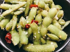 盐水毛豆-虾老大小龙虾烧烤(竞舟店)