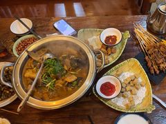 -小丫头餐厅·江浙菜·烧烤(灵隐店)