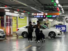 -BFC外滩金融中心停车场