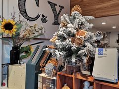 -C.Y Cafe
