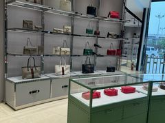 -Gucci(首创奥特莱斯店)