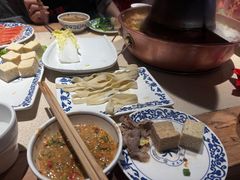 -东镇老火锅(长春路首店)