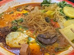 -老街称盘麻辣烫(东方新天地店)