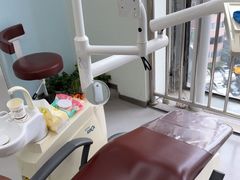 -极光口腔·矫正种植修复(锦江店)