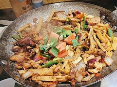 -富正毅三下锅·湘西韵味(天门山索道店)