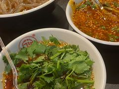 -万记麻辣烫国展总店