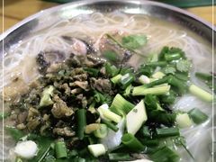 -胡记牛杂粉