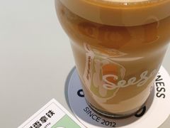 栀子花梨香拿铁-Seesaw Coffee(上生新所店)