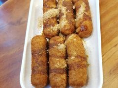 -爆炸头阿姨小四川正宗川味小吃(无任何分店)