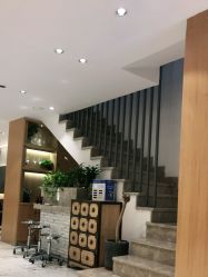 -丝悦发型设计机构