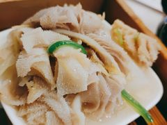 姜葱蒸牛柏叶-黄埔华苑酒家(黄埔店)