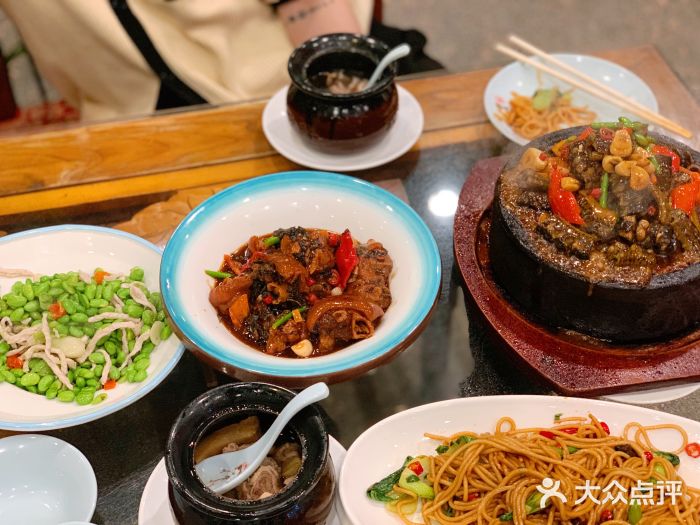 西江美食舫·江西菜(健德桥店)民间瓦罐煨汤图片