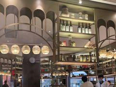 -钱小奴海鲜自助黑金店(杭州滨江龙湖店)